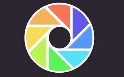 ​微信朋友圈可置顶火了！网友：还是仅三天可见好用
