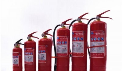 ​灭火剂分为哪几类，灭火器的种类分几种，请问干粉的又分为哪几类？