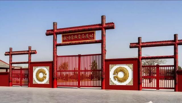 殷墟遗址，二里头遗址和殷墟遗址共同点？图3