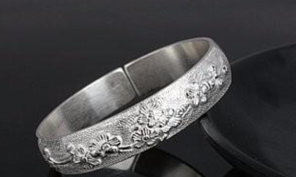 银饰怎么保养,银饰怎么保养 银饰的保养方法视频图2