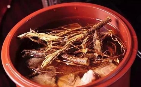 五指毛桃煲汤配什么，五指毛桃煲汤配什么？图6