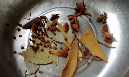 怎样煮鹌鹑蛋好吃,如何煮鹌鹑蛋图1