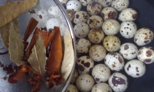 怎样煮鹌鹑蛋好吃,如何煮鹌鹑蛋图3