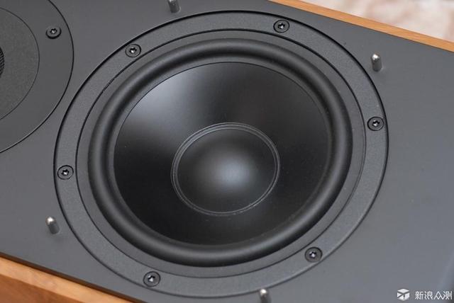 漫步者s2000电脑音箱测评(聆听温暖的声音)(24)