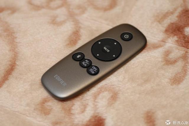 漫步者s2000电脑音箱测评(聆听温暖的声音)(28)