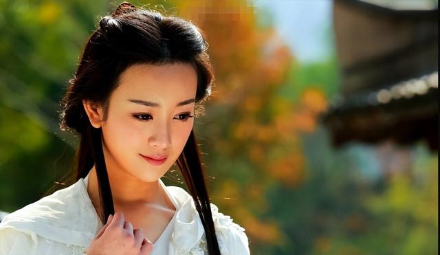 整形失败去世的女明星(12位被整形毁掉的女星)(9)