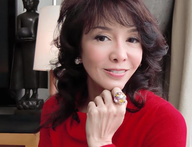 整形失败去世的女明星(12位被整形毁掉的女星)(38)