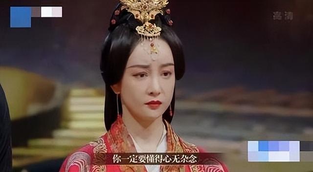 整形失败去世的女明星(12位被整形毁掉的女星)(10)