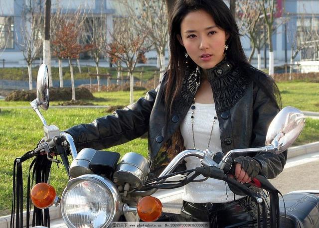 整形失败去世的女明星(12位被整形毁掉的女星)(25)