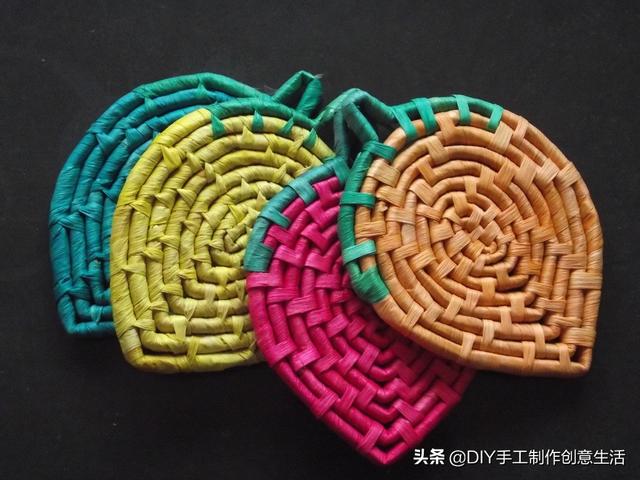 手工制作蚂蚱步骤（还记得小时候老爷爷编的蚱蜢吗）(55)