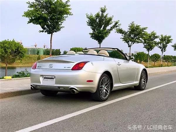 雷克萨斯ls430老款顶配（一台内功深厚的雷克萨斯小车）(12)