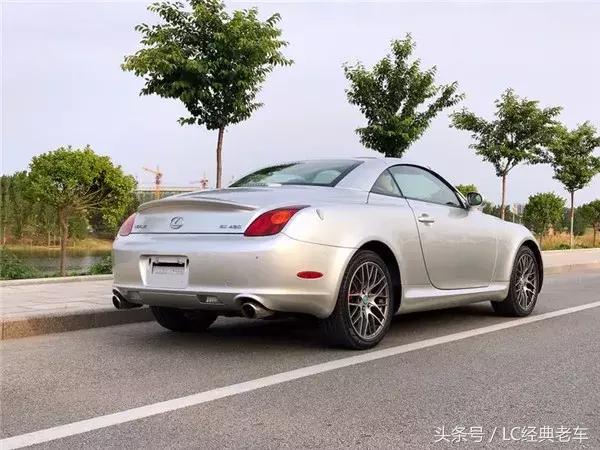 雷克萨斯ls430老款顶配（一台内功深厚的雷克萨斯小车）(4)