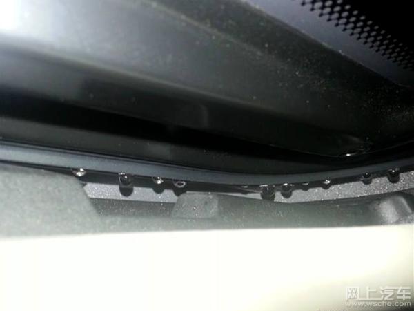 汽车天窗漏水怎样处理小窍门（汽车天窗漏水是怎么回事）(2)