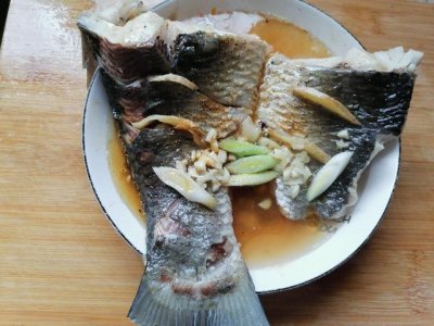 ​清蒸草鱼的10种家常做法（吃不起肉那就大口吃鱼）