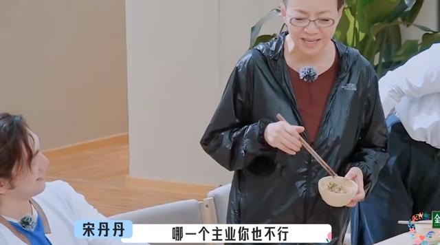 小凌和徐良什么关系（非主流时期的三大女巨头）