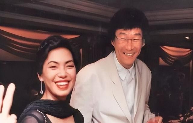 王栎鑫老婆富二代（明星的奇葩婚姻盘点）