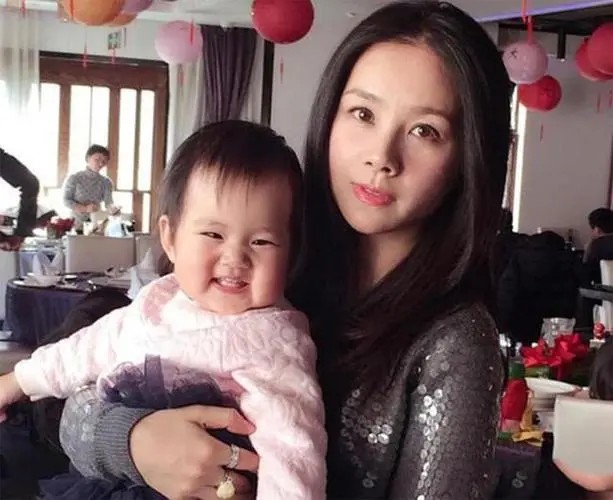 何琳和陈坤什么关系（何琳为陈坤生子被误会多年）
