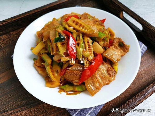 嫩竹笋的正确焯水方法（如何让竹笋脆爽甘甜）(11)