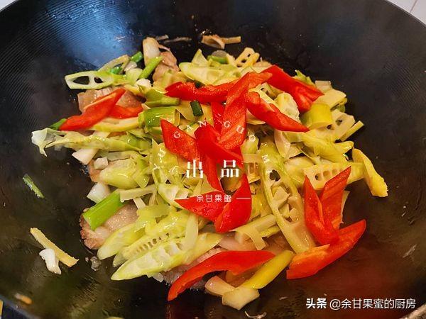 嫩竹笋的正确焯水方法（如何让竹笋脆爽甘甜）(10)