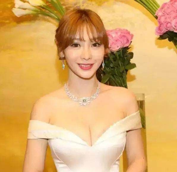 什么是宅男女神,什么叫网络女神图5