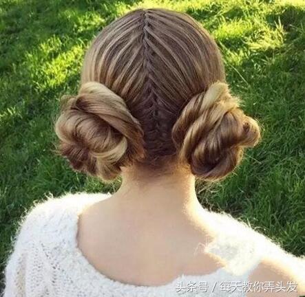 小孩扎辫子教程中长发（花样编辫子扎发）(8)