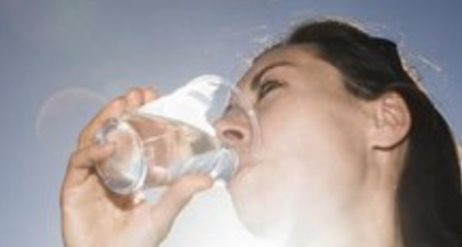 八杯水时间表,每天8杯水的正确喝水时间表图图2