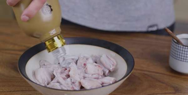 牛蛙的做法,牛蛙的做法家常配料图3