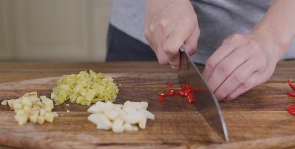 牛蛙的做法,牛蛙的做法家常配料图12