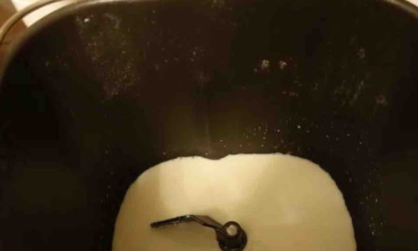 用面包机怎么做面包,全自动面包机做面包时间图2