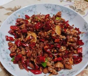 辣子鸡丁的正宗做法窍门,辣子鸡丁的家常做法最正宗的做法窍门图18