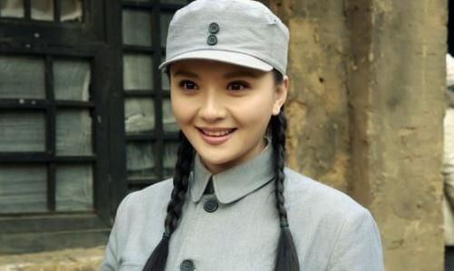 八佰演员表，八佰演员表全部演员名单剧照？图24