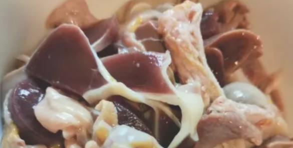 鸡杂怎么炒又嫩又好吃,川菜鸡杂怎么炒又嫩又好吃视频图3