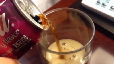 ​可乐和蒜头能一起煮,大蒜和可乐一起煮可以吃吗