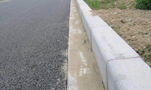 路沿石和路缘石的区别,路沿石和路缘石的区别图片图2