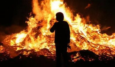 ​梦睹着火了是什么征候，日子红红火火发大财_火灭经济遭到损坏
