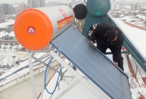 太阳能水管怎样防冻,太阳能室外水管冬天用什么才能防冻图4