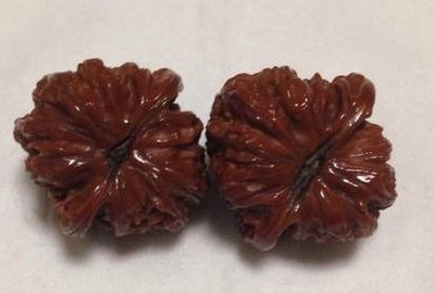 文玩核桃底部能抠掉,文玩核桃下面的小洞咋处理的图3