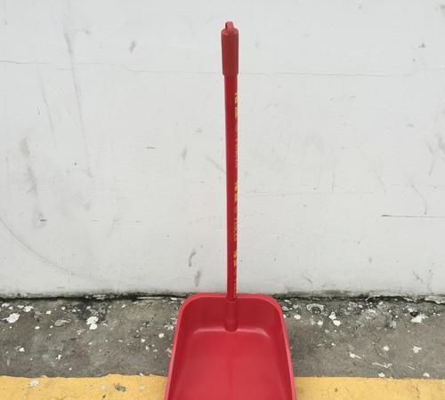 铲垃圾的工具叫什么名字