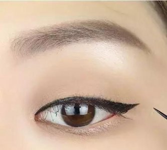 ​单眼皮怎样画眼线,单眼皮怎么画眼线