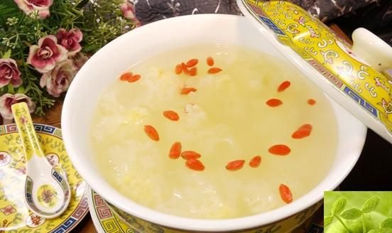 银耳汤没冰糖可以用白糖或蜂蜜吗