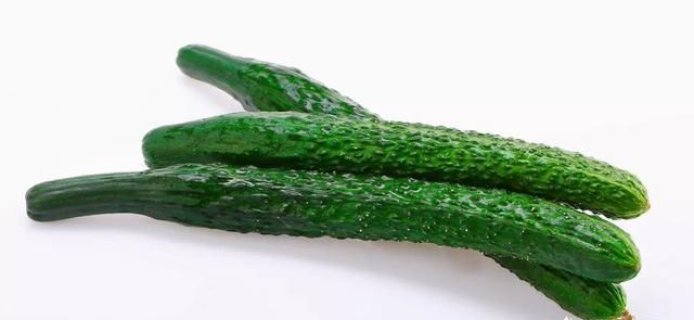 吃黄瓜有什么作用吗,请问吃黄瓜对身体有什么好处,我准备每天晚上吃黄瓜?图2