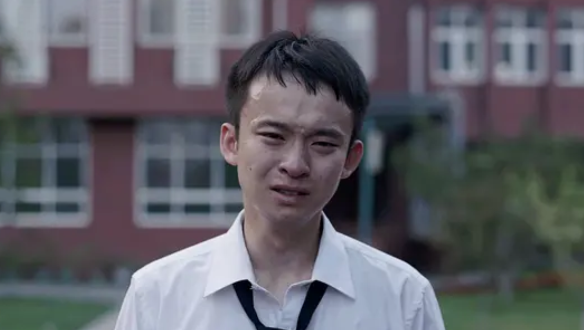 演员董子健：妈妈是王京花，19岁一炮而红，他的家庭不简单