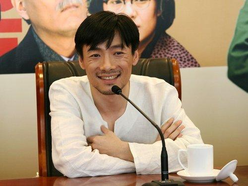 祖峰个人资料简介图片 “不接烂戏”的他：熬了20多年，46岁终于红了