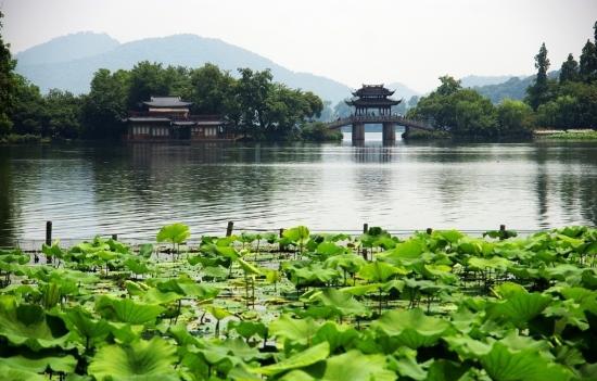2、西湖
