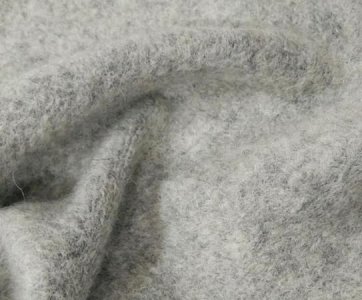 ​羊绒衫有静电是什么原因，羊绒衫洗后有静电该怎么处理？