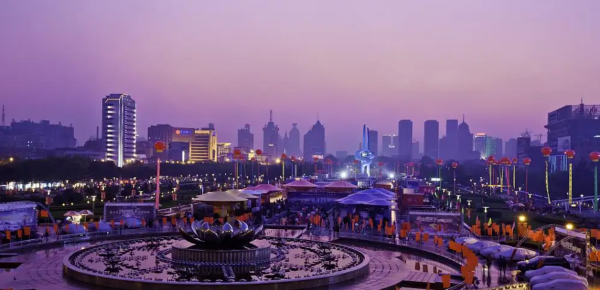 山东省会是青岛市还是济南市,为什么山东省会是济南但是青岛是一线城市图1