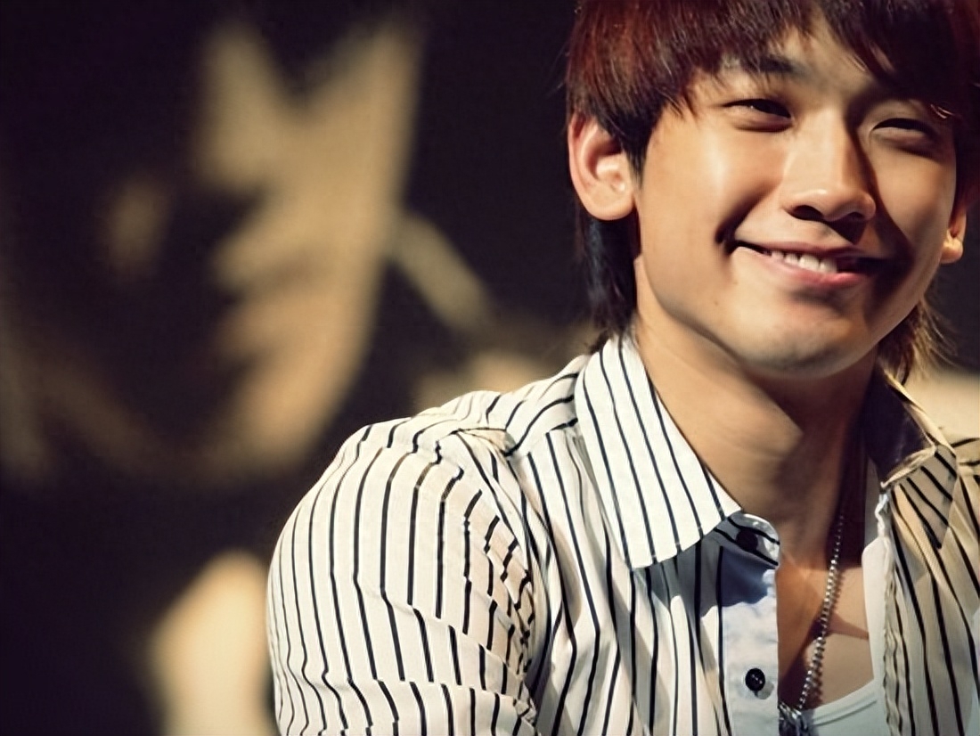 天才美女金泰熙个人资料:漂亮还是学霸,37岁下嫁巨星,结婚6年恩爱如初