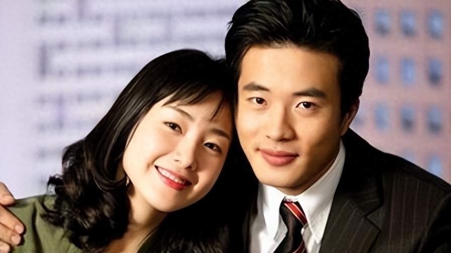 天才美女金泰熙个人资料:漂亮还是学霸,37岁下嫁巨星,结婚6年恩爱如初