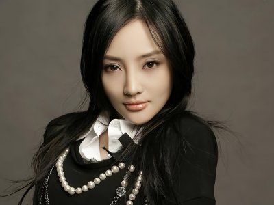 ​李小璐个人资料：17岁成“最年轻影后”