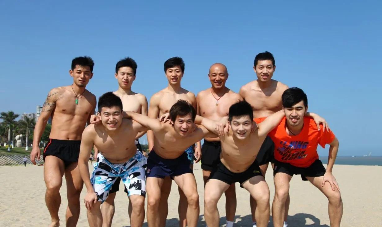 肖战个人资料简单介绍(国乒教练肖战的不凡人生)